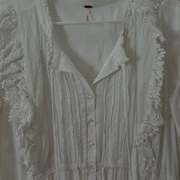 Free People White Long Sleeve Maxi Dress with Lace Trim - Picture 3 of 3